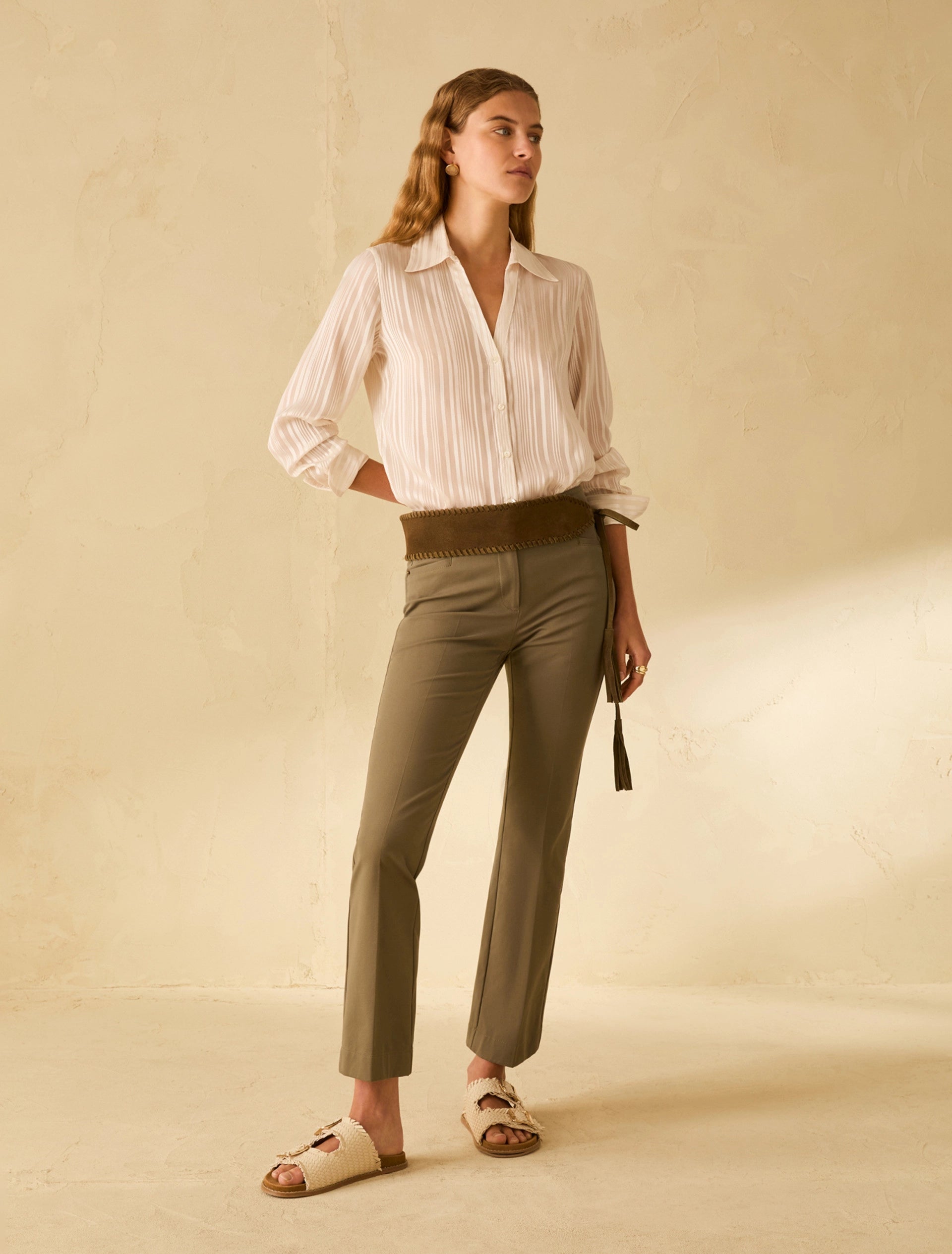 PANTALÓN FLARE