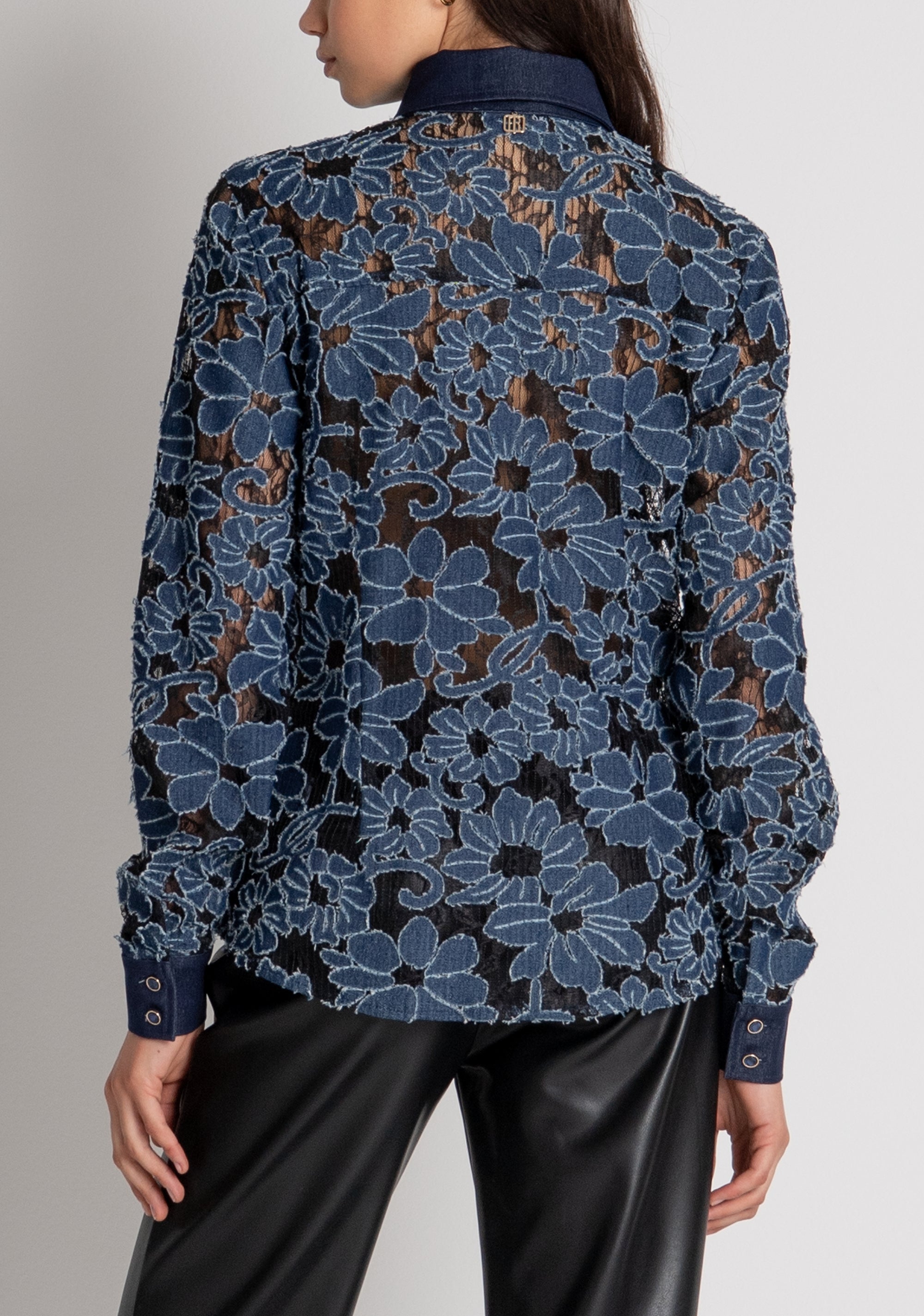 CAMISA FLORES ENCAJE