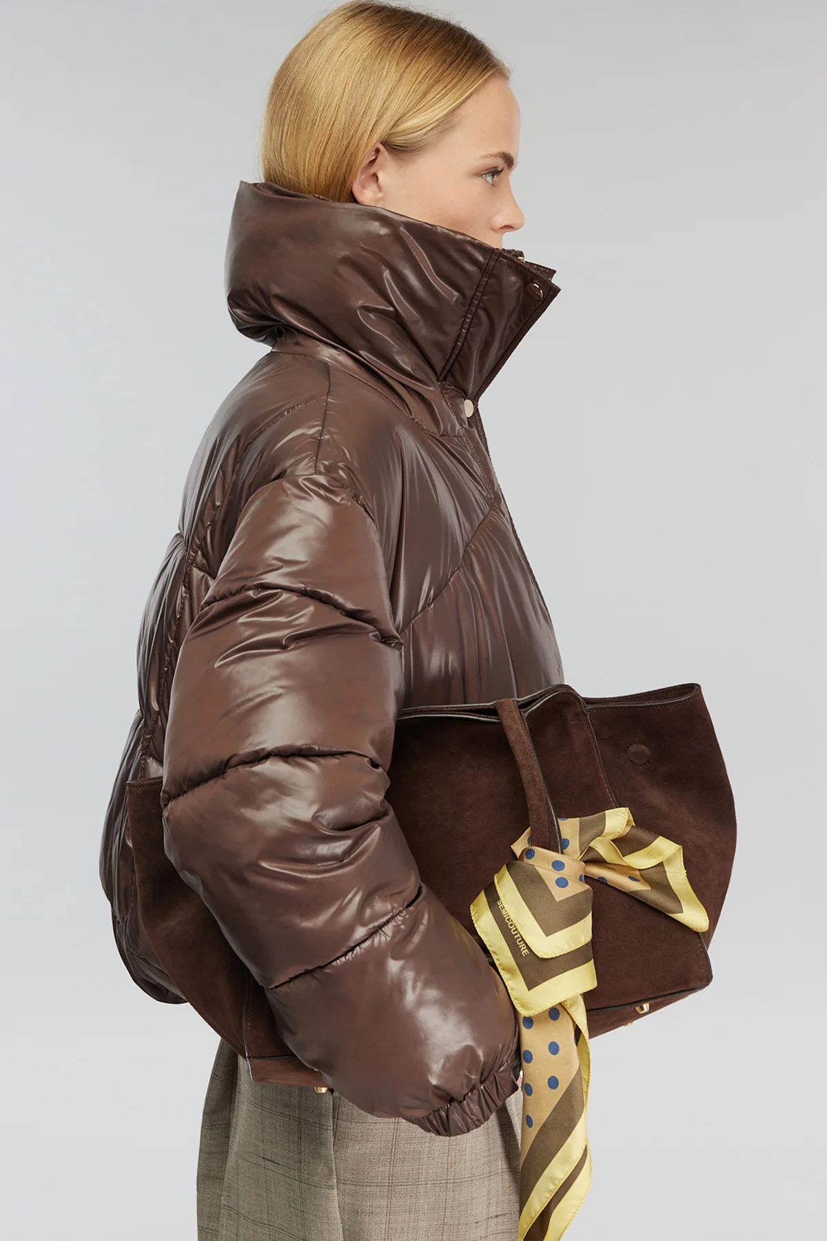 PLUMAS BROWN