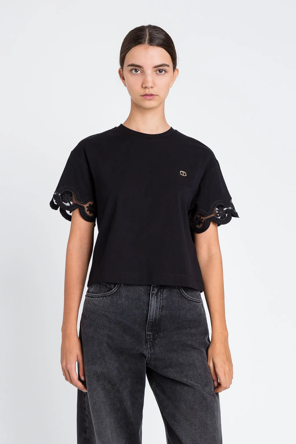 CAMISETA BORDADA