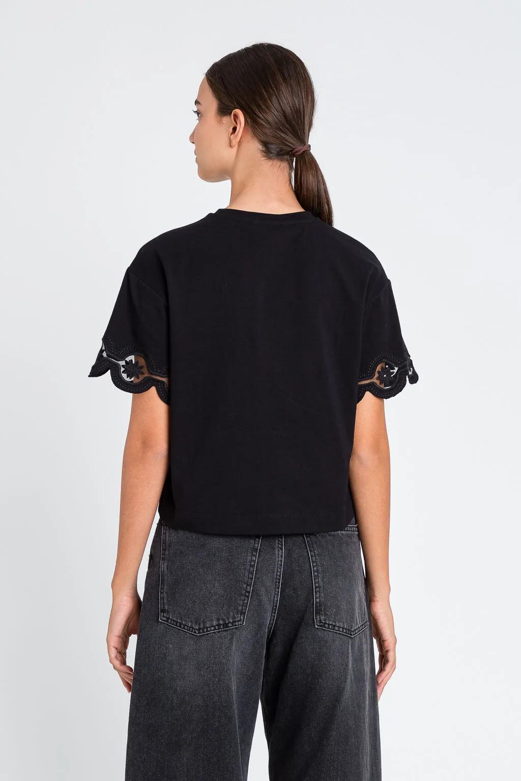 CAMISETA BORDADA