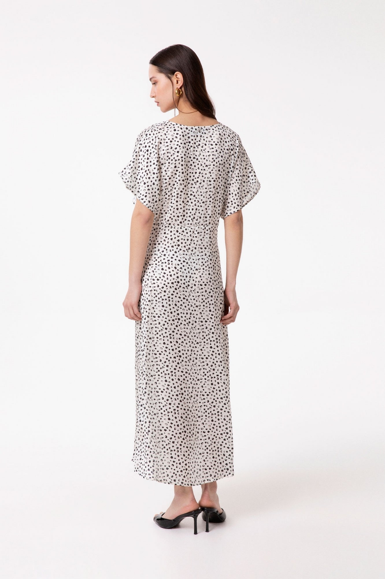 VESTIDO LUNARES
