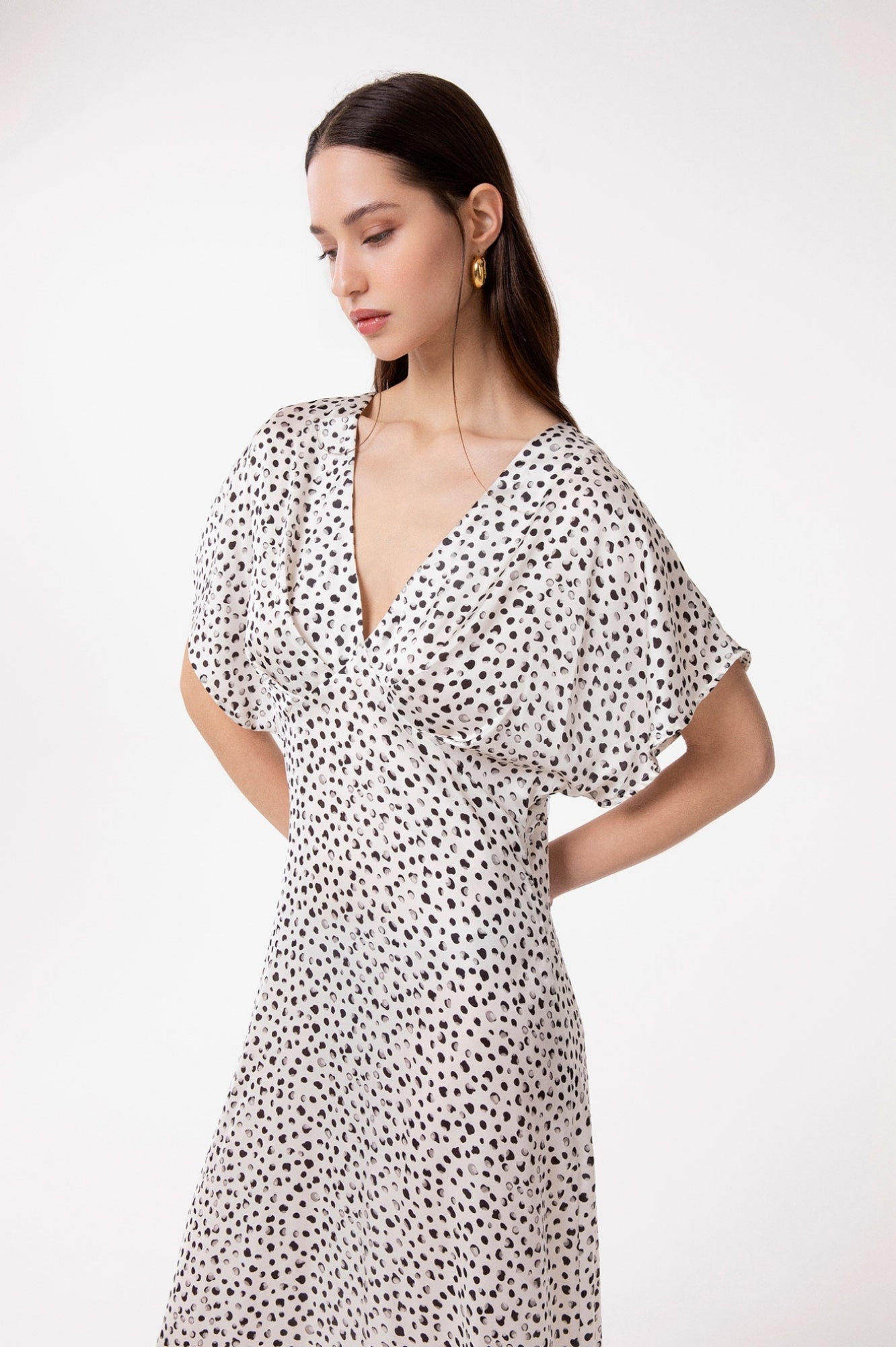 VESTIDO LUNARES