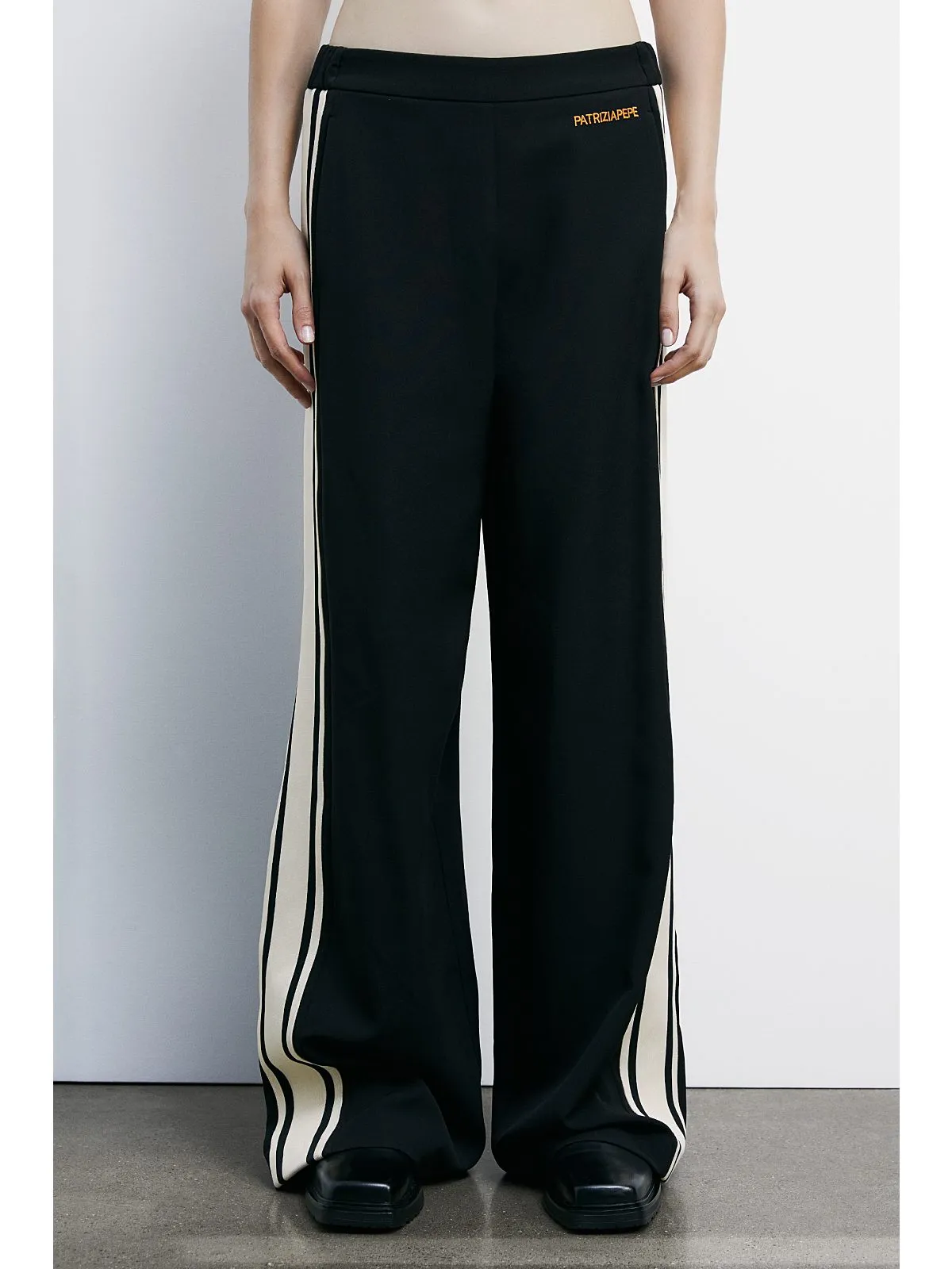 PANTALÓN TROU