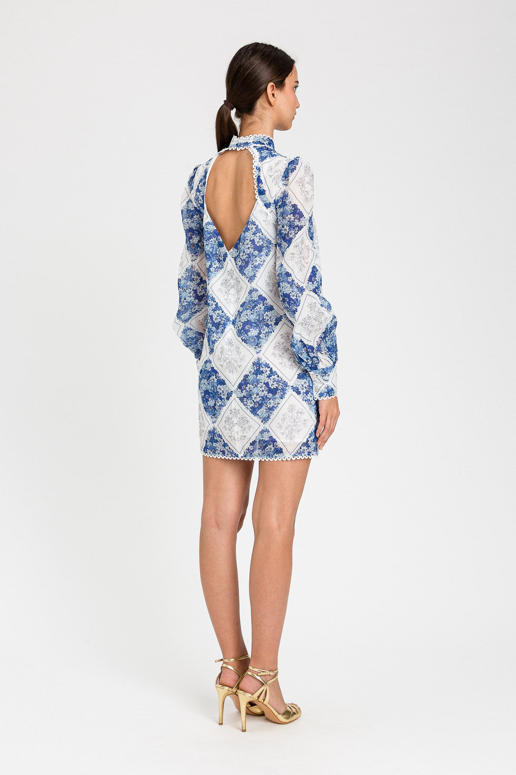 VESTIDO ROMBOS FLORES