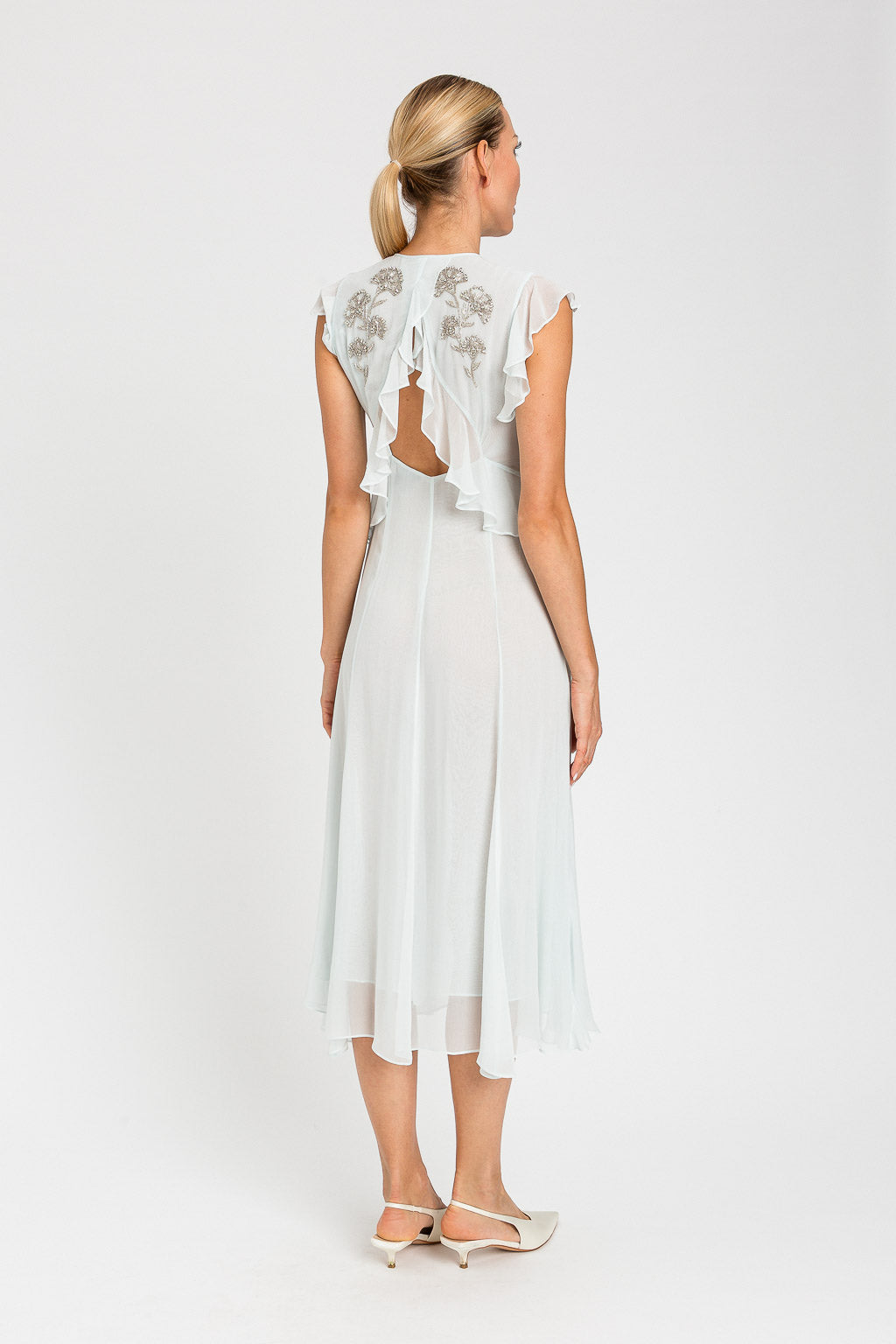 VESTIDO BORDADO 