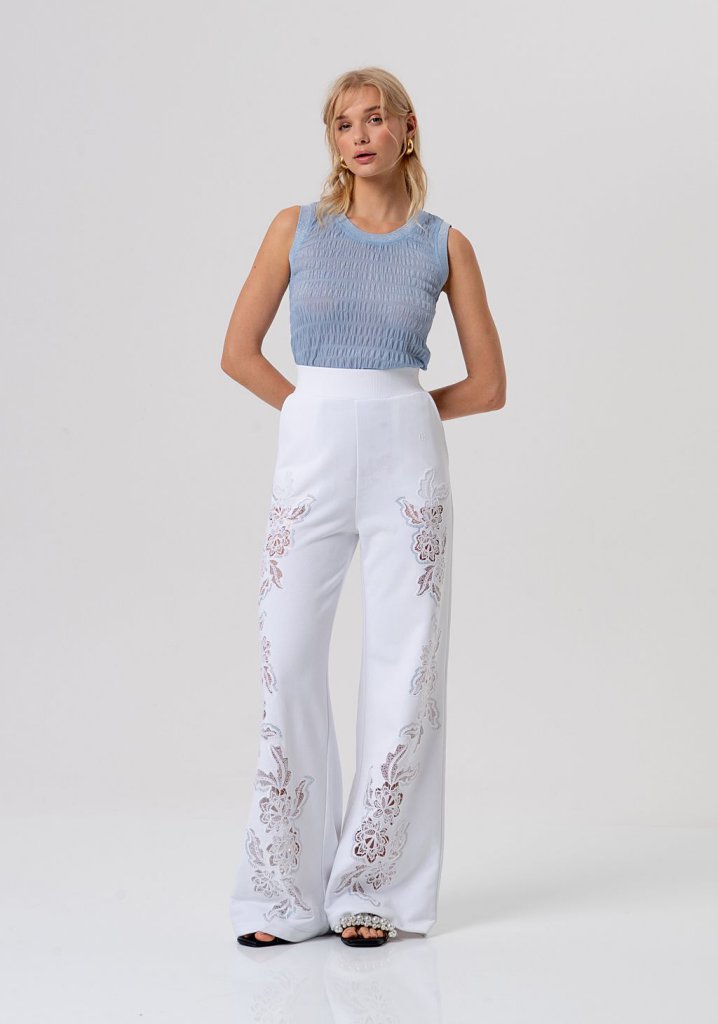 PANTALÓN BORDADO