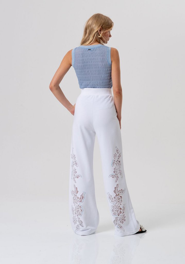 PANTALÓN BORDADO
