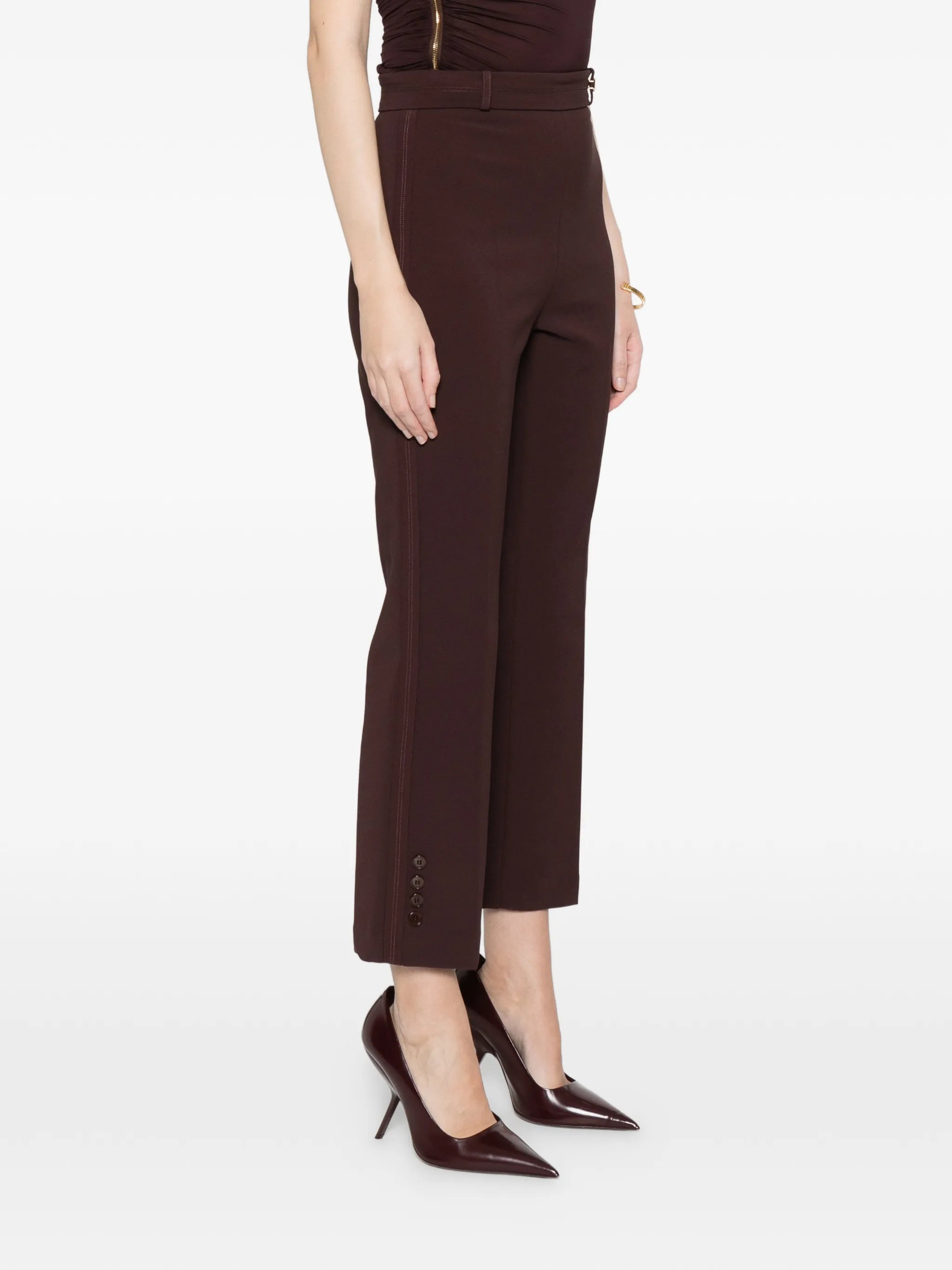 PANTALÓN B/BOTONES