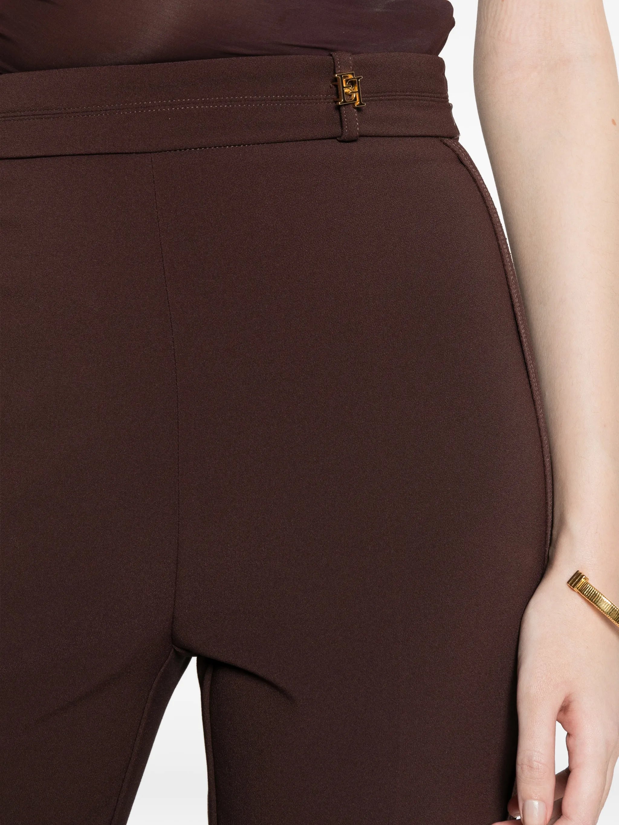 PANTALÓN B/BOTONES