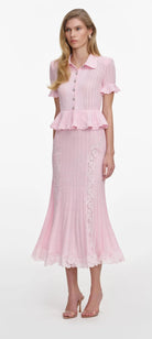 VESTIDO PUNTO CALADO & PEPLUM