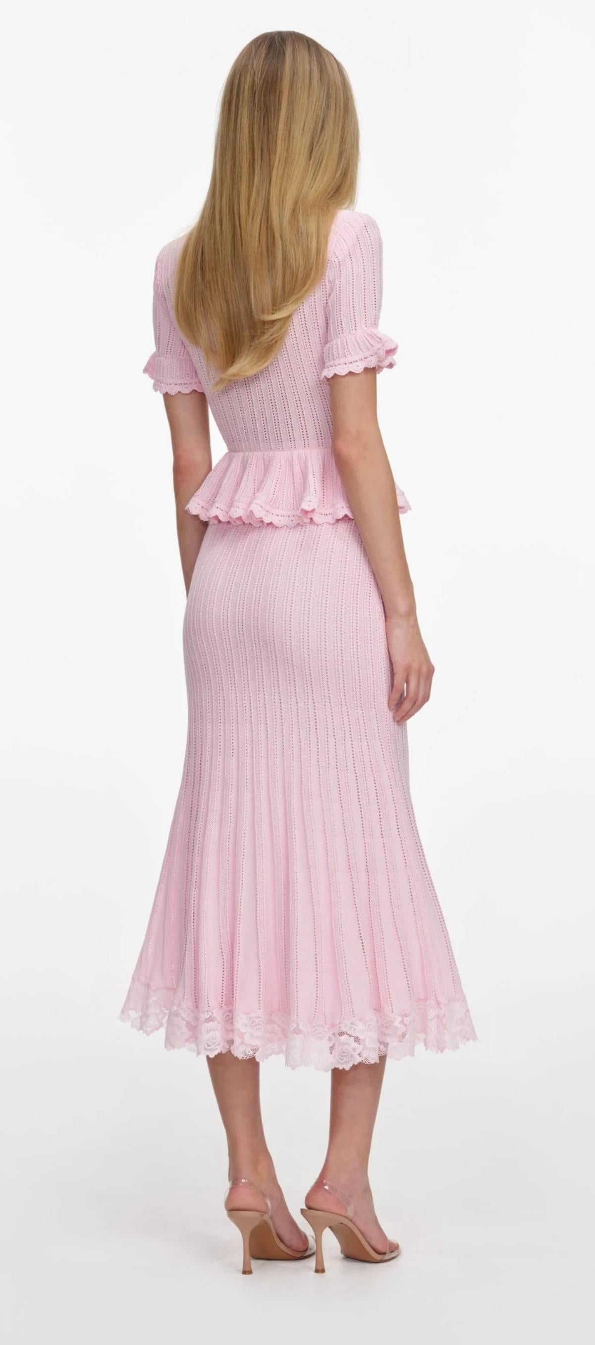 VESTIDO PUNTO CALADO & PEPLUM
