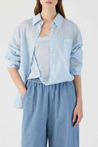 CAMISA CELESTE