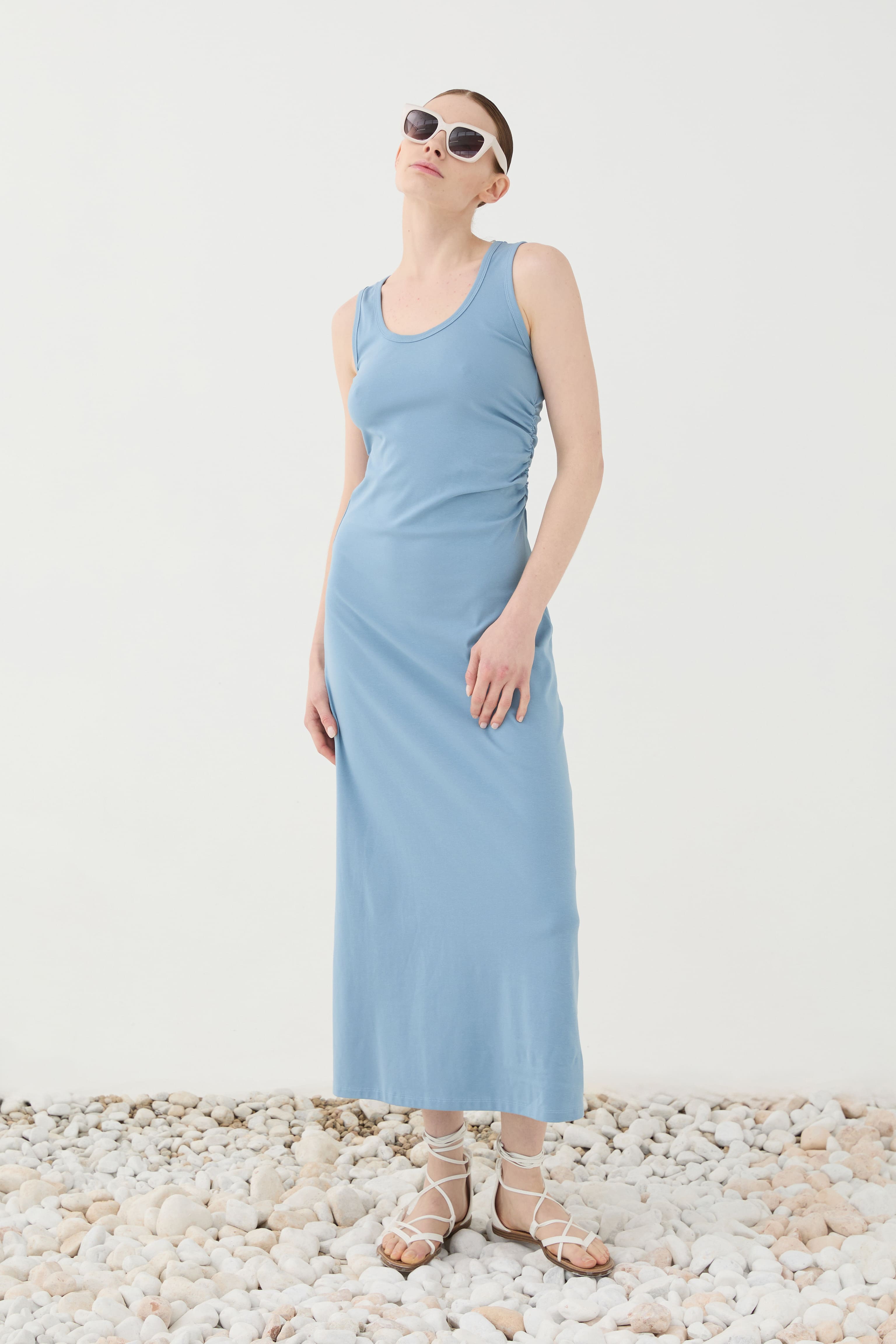 VESTIDO FRUNCIDO