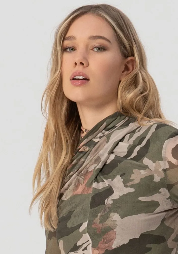 CAMISETA CAMU
