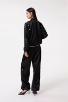 PANTALÓN JOGGER RASO