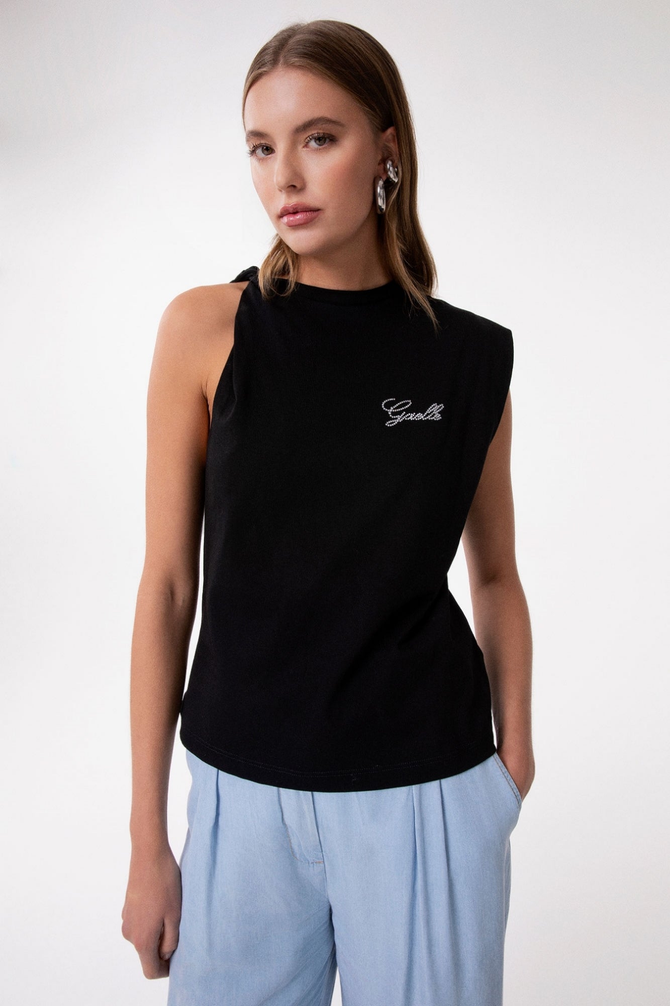 CAMISETA NUDO