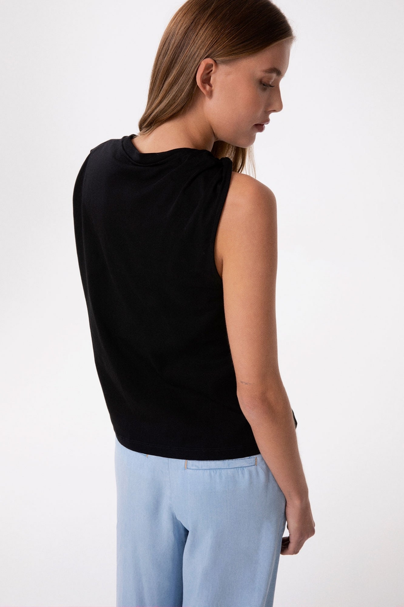 CAMISETA NUDO