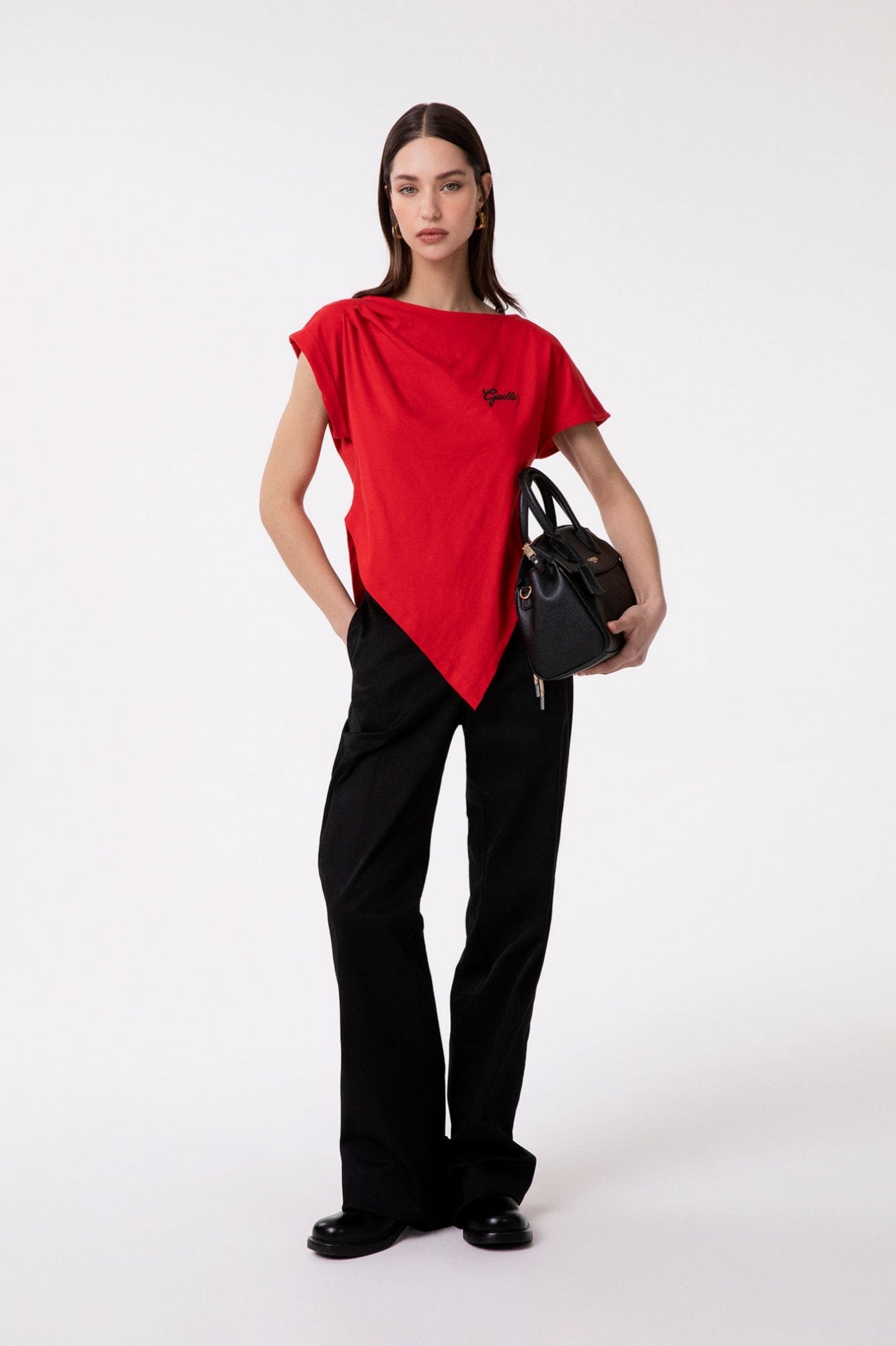 CAMISETA ASIMÉTRICA