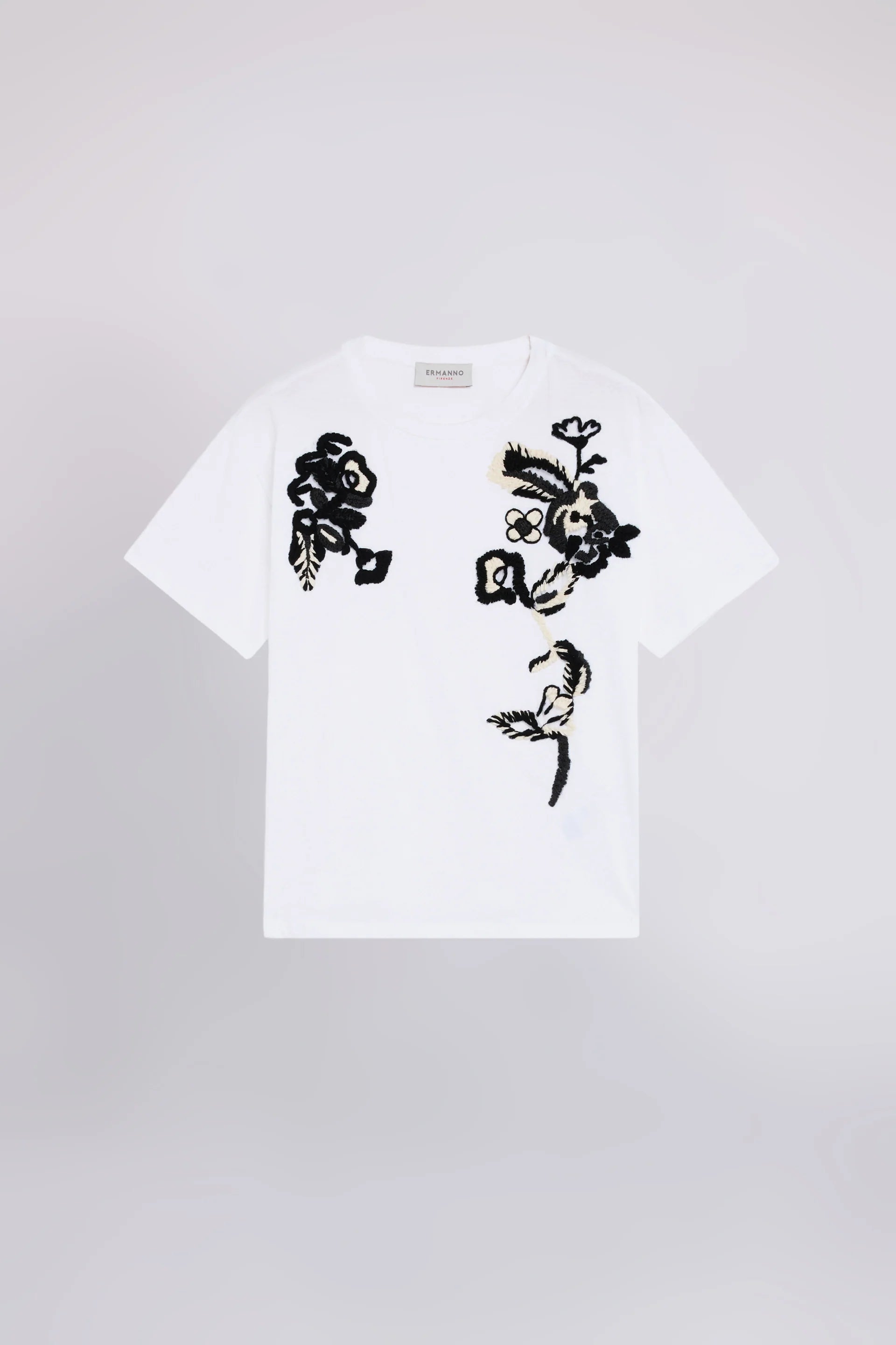 CAMISETA BORDADO FLOR