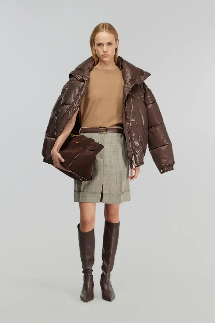 PLUMAS BROWN