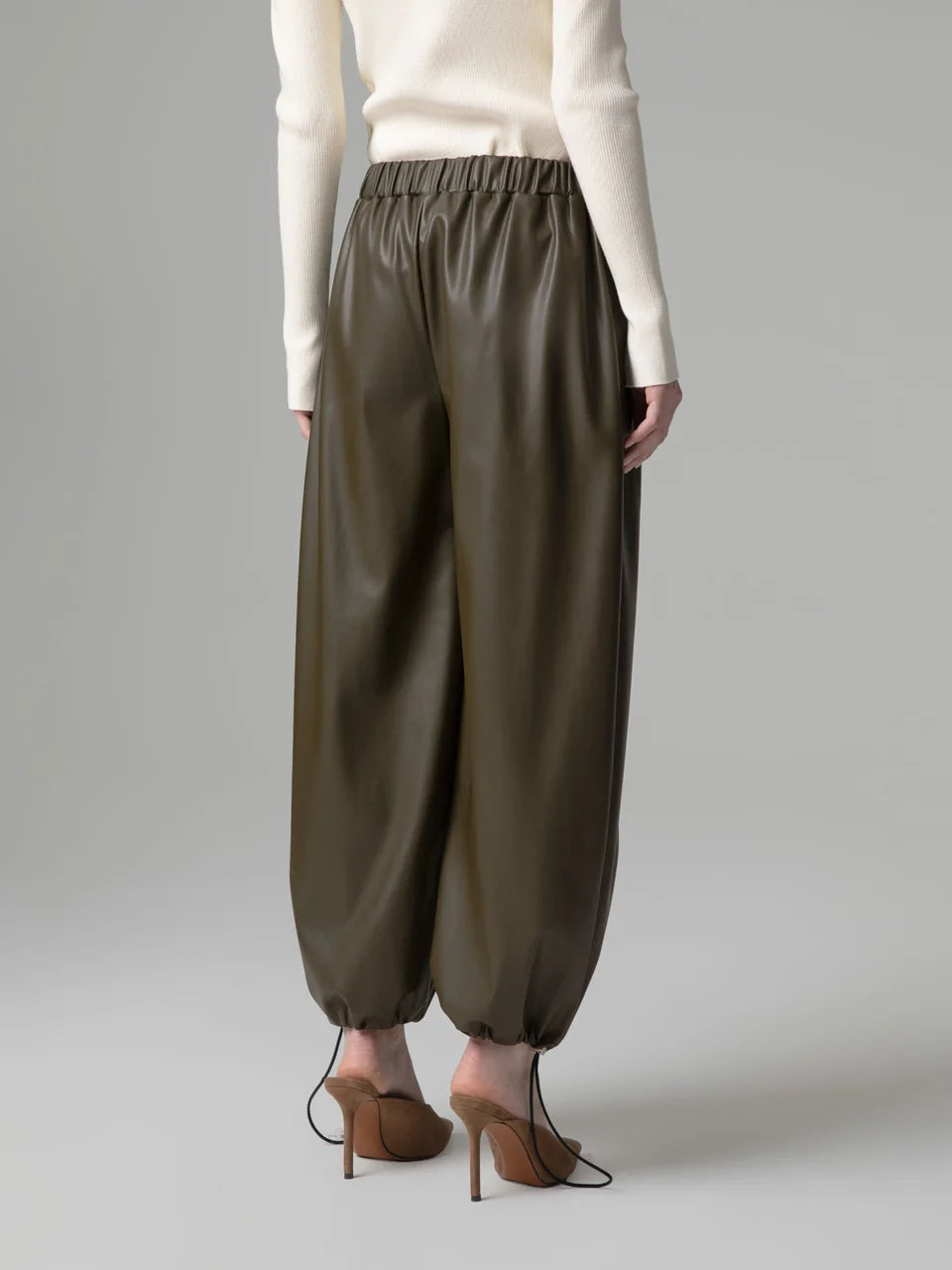 JOGGER ECOPIEL