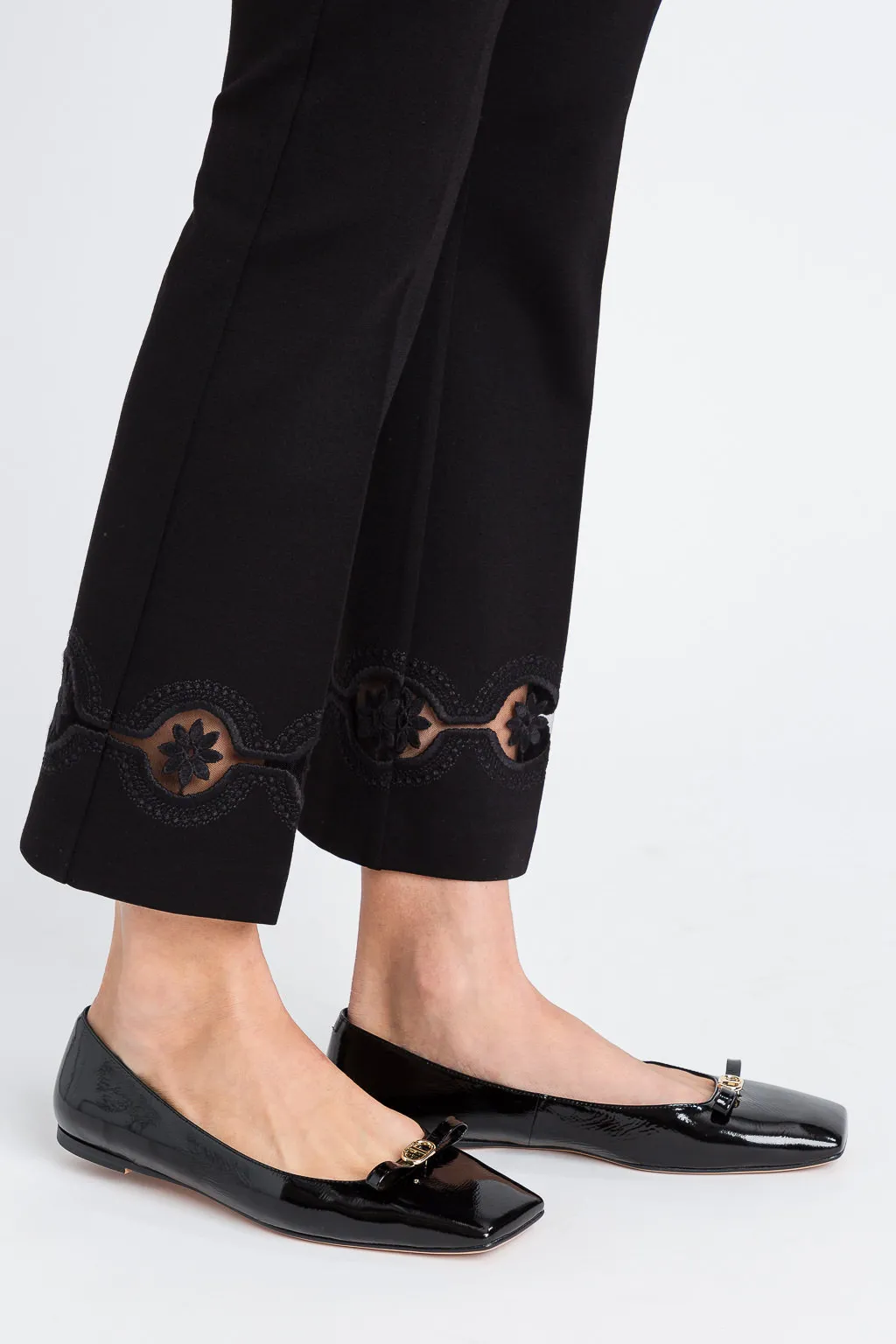 PANTALÓN B/BORDADO