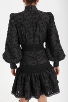 VESTIDO FLORES JARRETAS