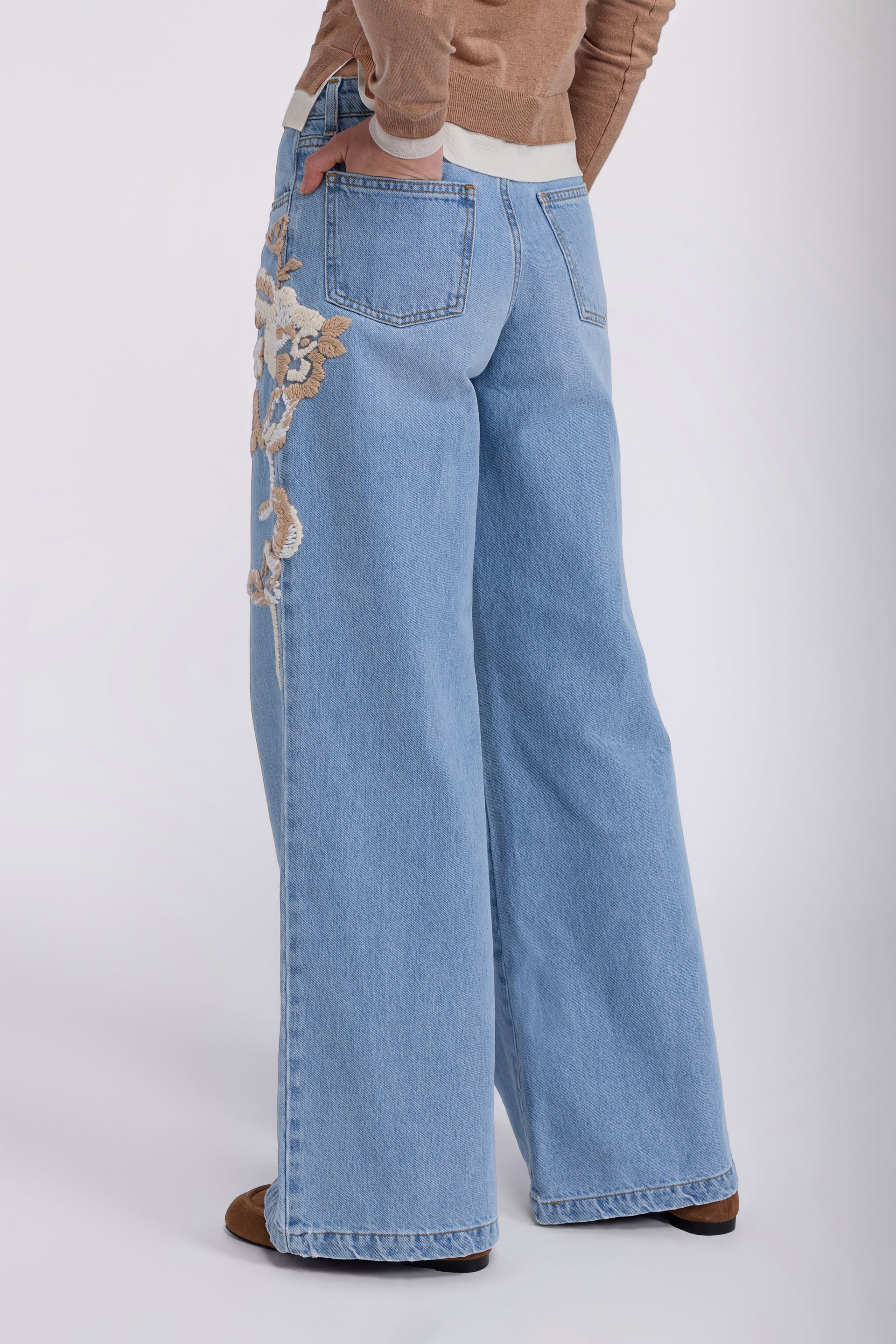 JEANS BORDADO