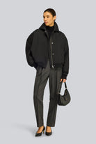 BOMBER CUELLO