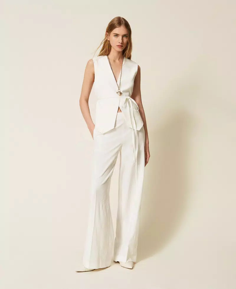 PANTALÓN BORDADO