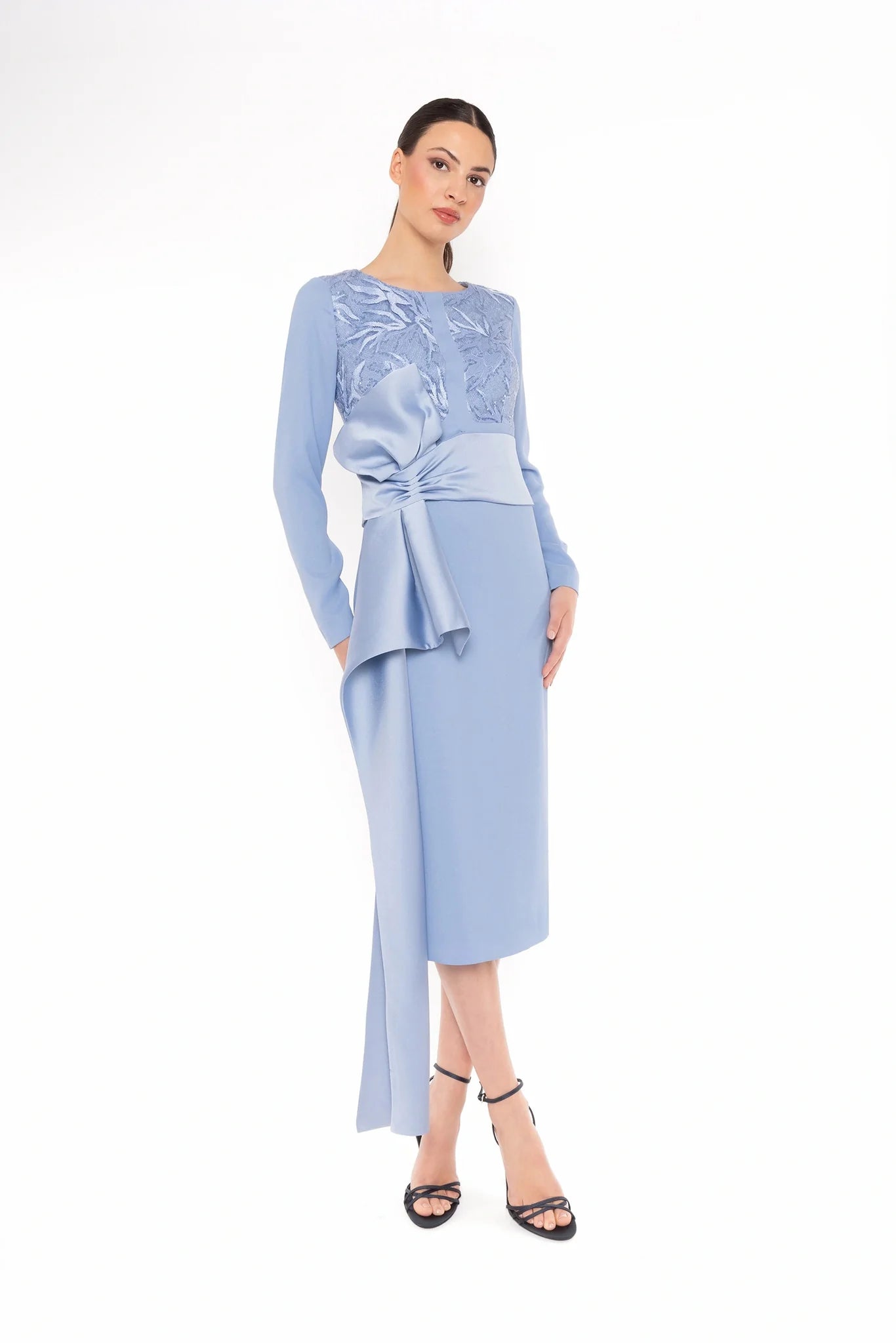 VESTIDO MIDI CINTURÓN