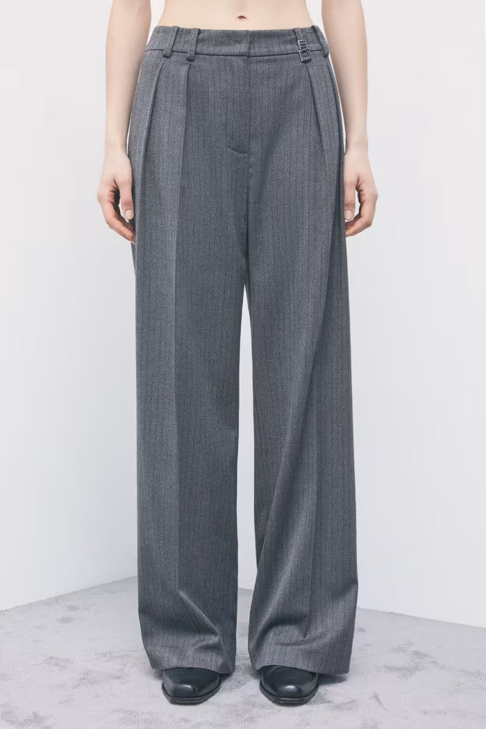 PANTALÓN DIPLOMÁTICO ESPIGA