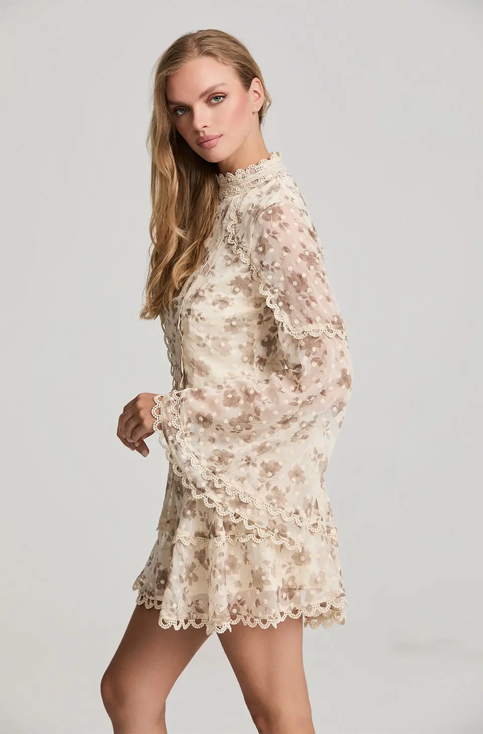 VESTIDO PLUMETI